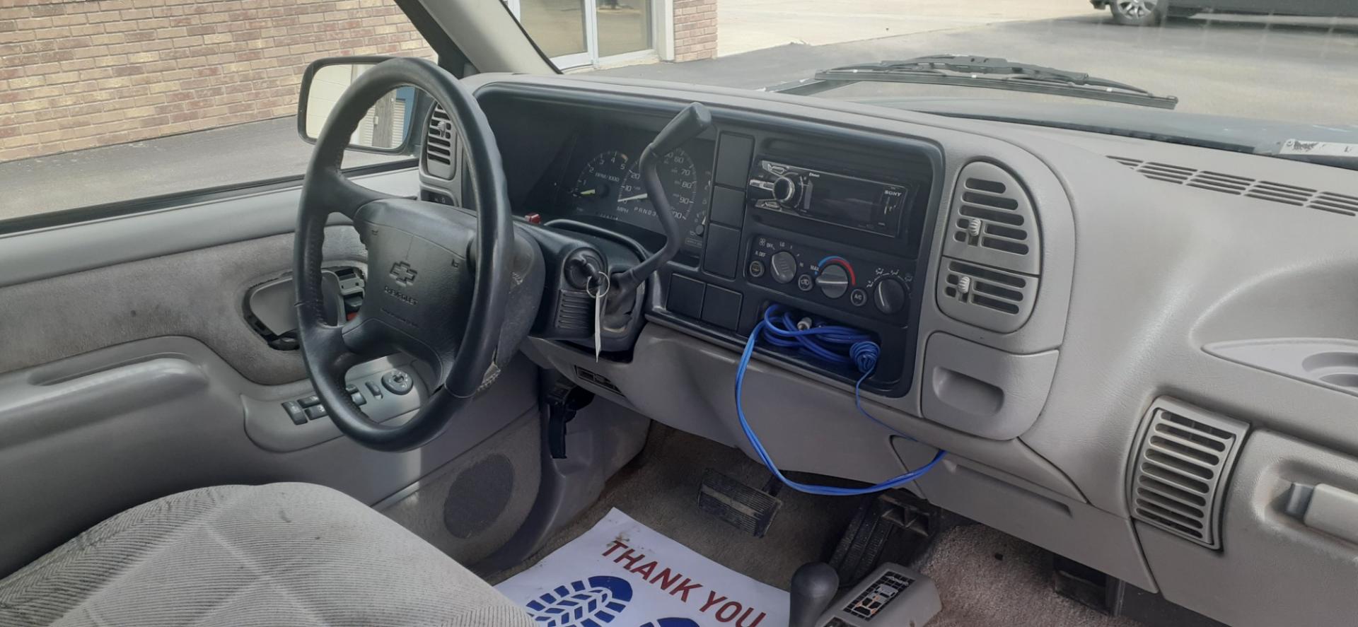 1995 Chevrolet Suburban K1500 4WD (1GNFK16K8SJ) with an 5.7L V8 OHV 16V engine, 4-Speed Automatic Overdrive transmission, located at 2015 Cambell Street, Rapid City, SD, 57701, (605) 342-8326, 44.066433, -103.191772 - CARFAX AVAILABLE - Photo#6